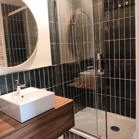 Moderne Et Confortable - Clim & Futuroscope